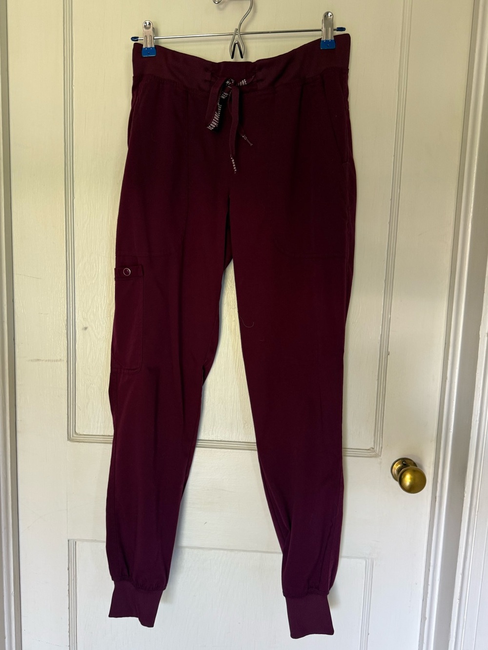 Med Couture jogger scrub pants in Wine